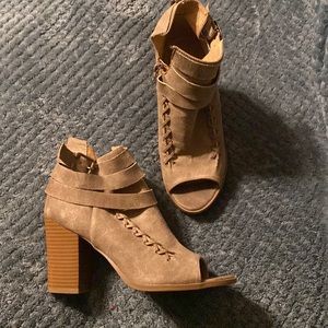 Diba open toe booties size 8